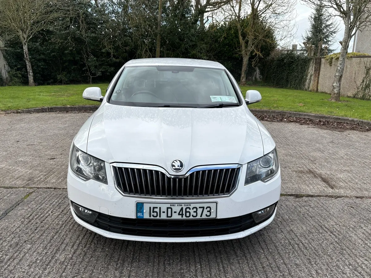 15 SKODA SUPERB 2.0 DIESEL AUTOMATIC NCT AND TAX - Image 2