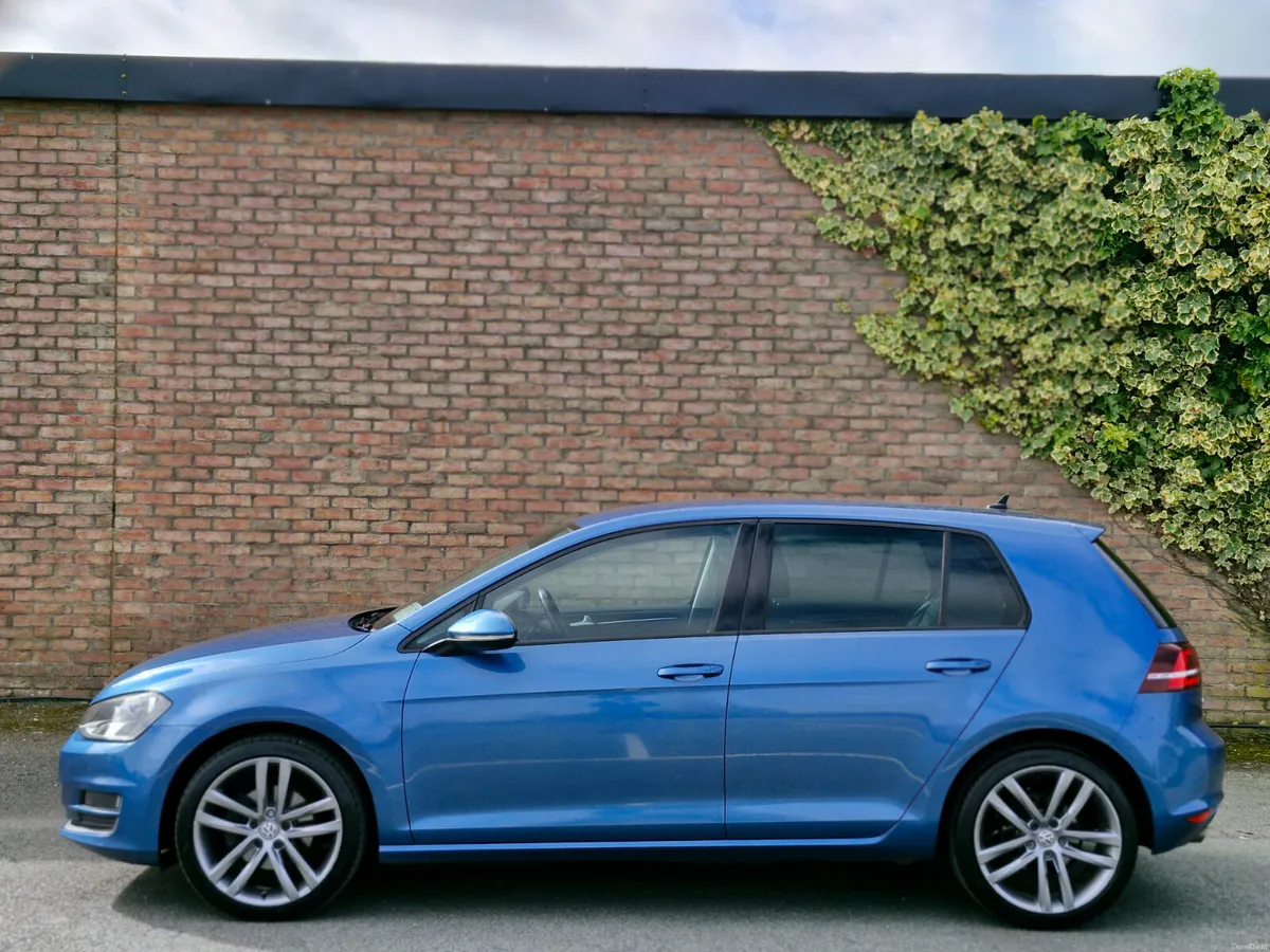 Volkswagen Golf HIGHLINE 1.6 TDI FINANCE AVAILABLE - Image 4