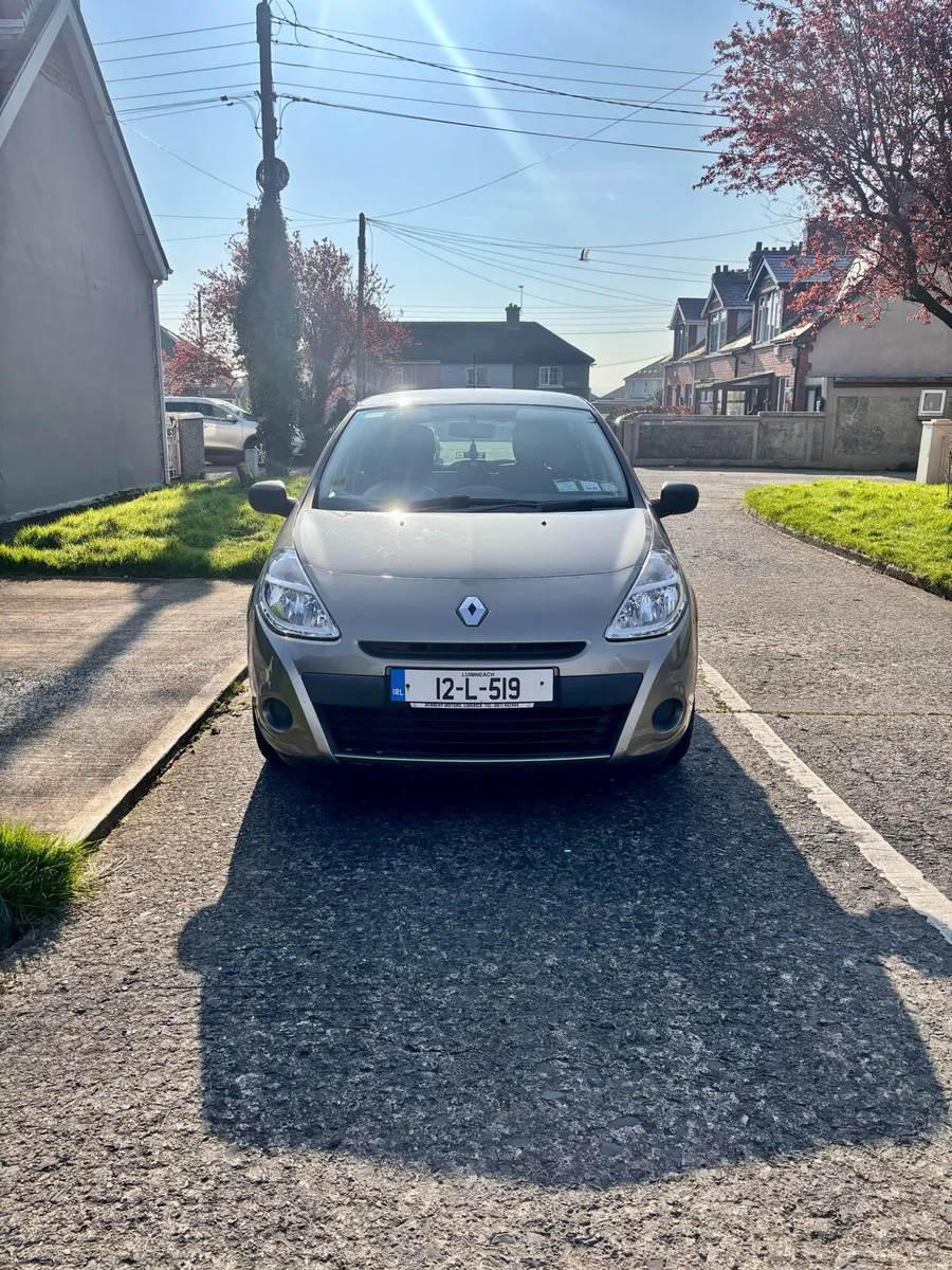 2012 Renault Clio - Image 2