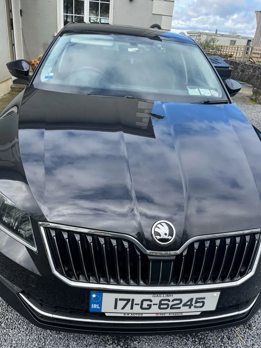 Skoda Superb - Image 1