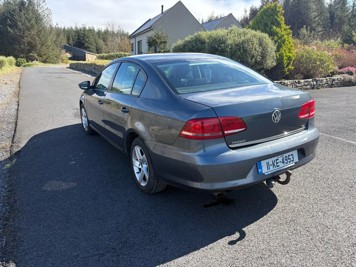Volkswagen Passat B7 Diesel 1.6 - Image 4