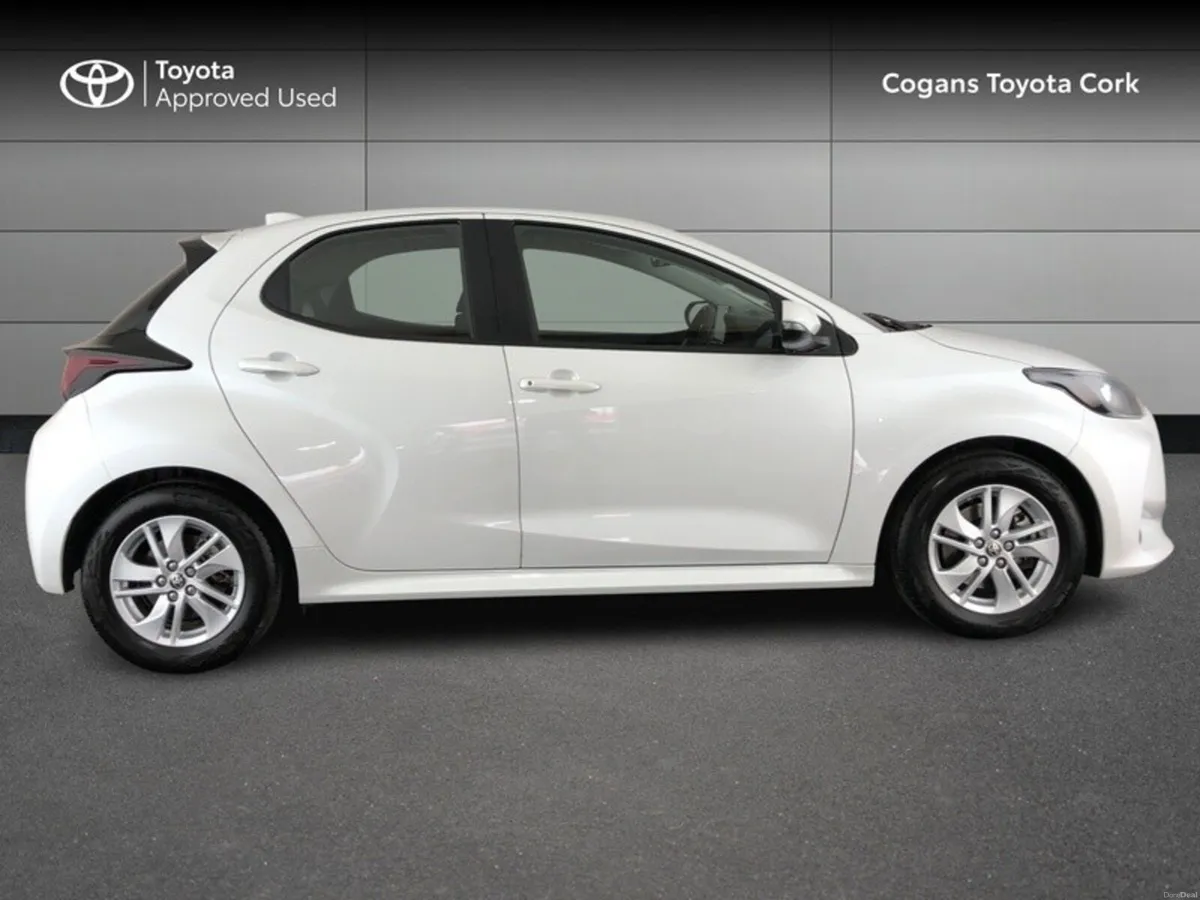 Toyota Yaris Luna - Image 3