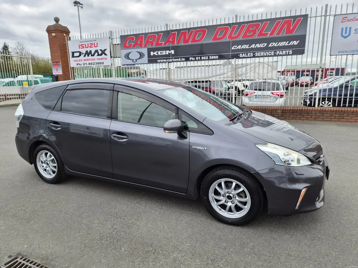 (6Mts warranty) Toyota Prius Plus 2012 7 seater - Image 4