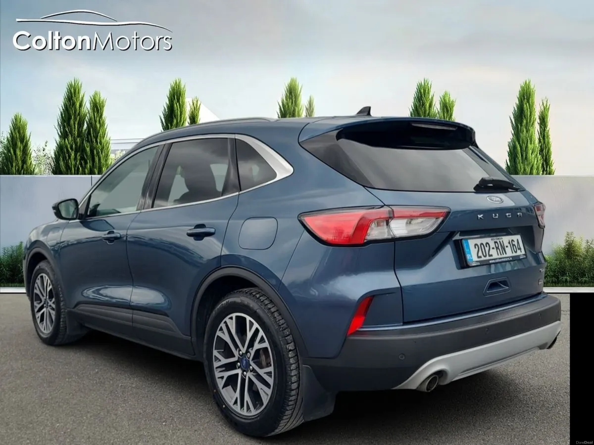 Ford Kuga 2.5 Duratec 225PS PHEV Titanium Auto - Image 3