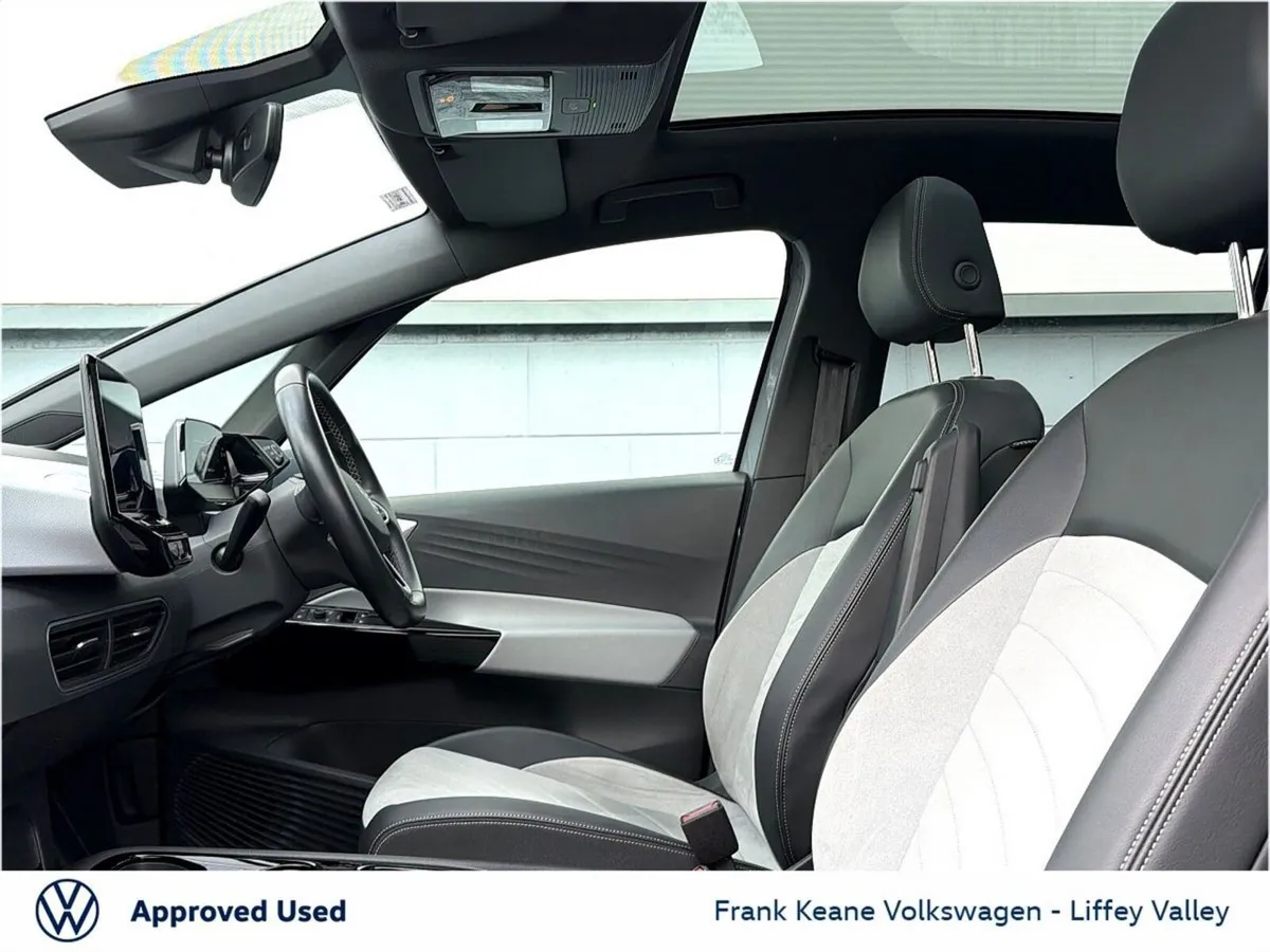 Volkswagen ID.3 58KWH FAMILY PRO *PANORAMIC GLASS - Image 4