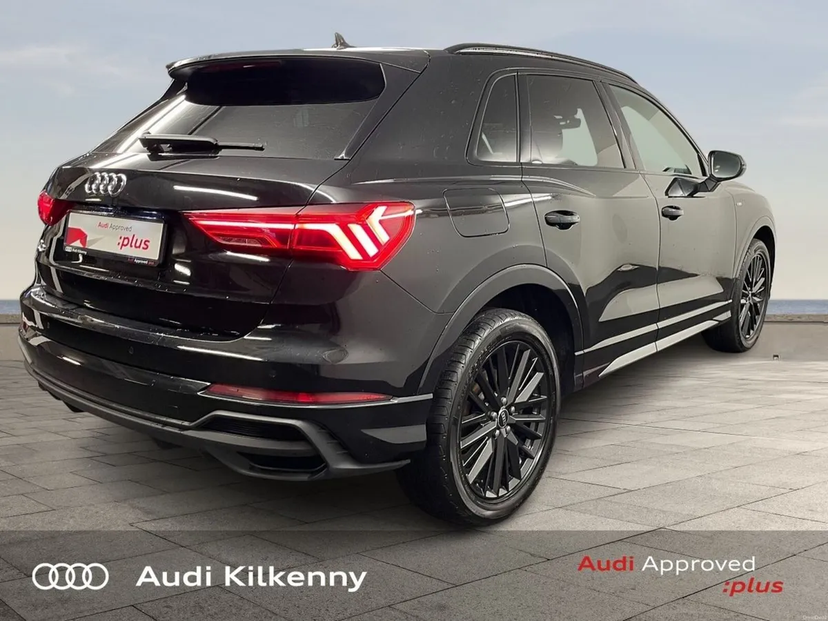 Audi Q3 45 TFSI E S Tronic S line with Surround Vi - Image 5