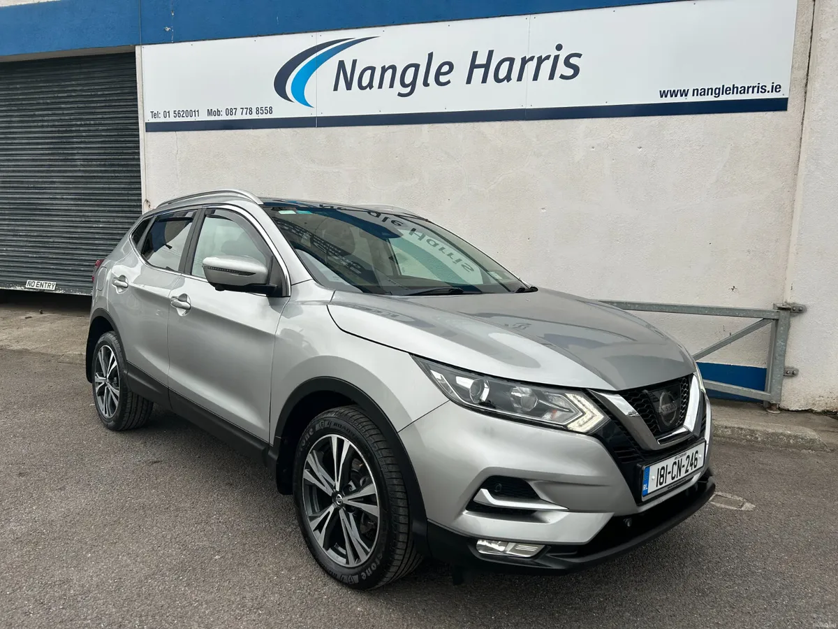 Nissan Qashqai PAN ROOF. - Image 3