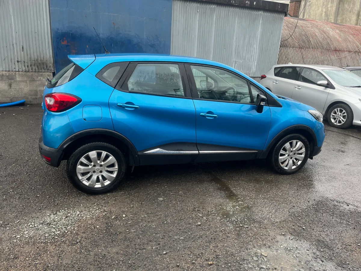 Renault Captur 2016, NEW NCT 02/28, AUTOMATIC - Image 2