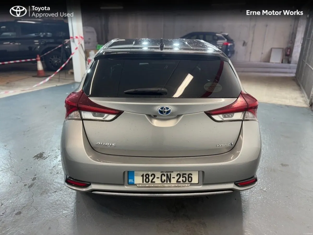 Toyota Auris AURIS HYBRID LUNA SPORT*REDUCED BY €5 - Image 4