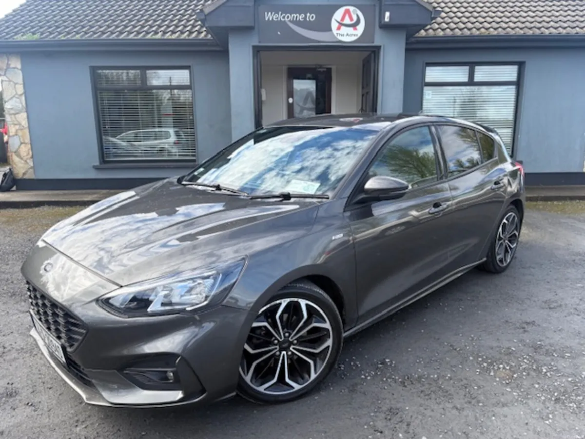 Ford Focus 2021 - Image 2