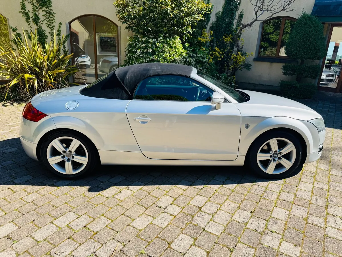 Audi TT 2.0 TFSi CONVERTIBLE - STUNNING NI CABRIO - Image 2