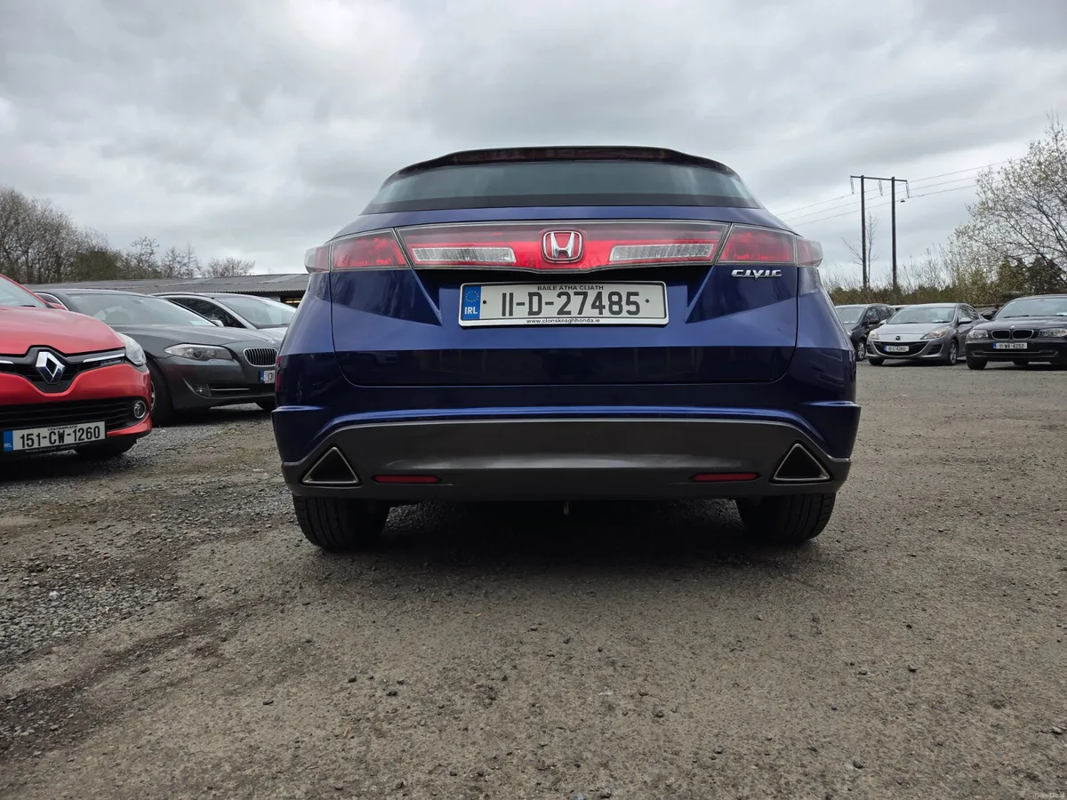 Stunning Low Mileage Honda Civic NCT Warranty - Image 4