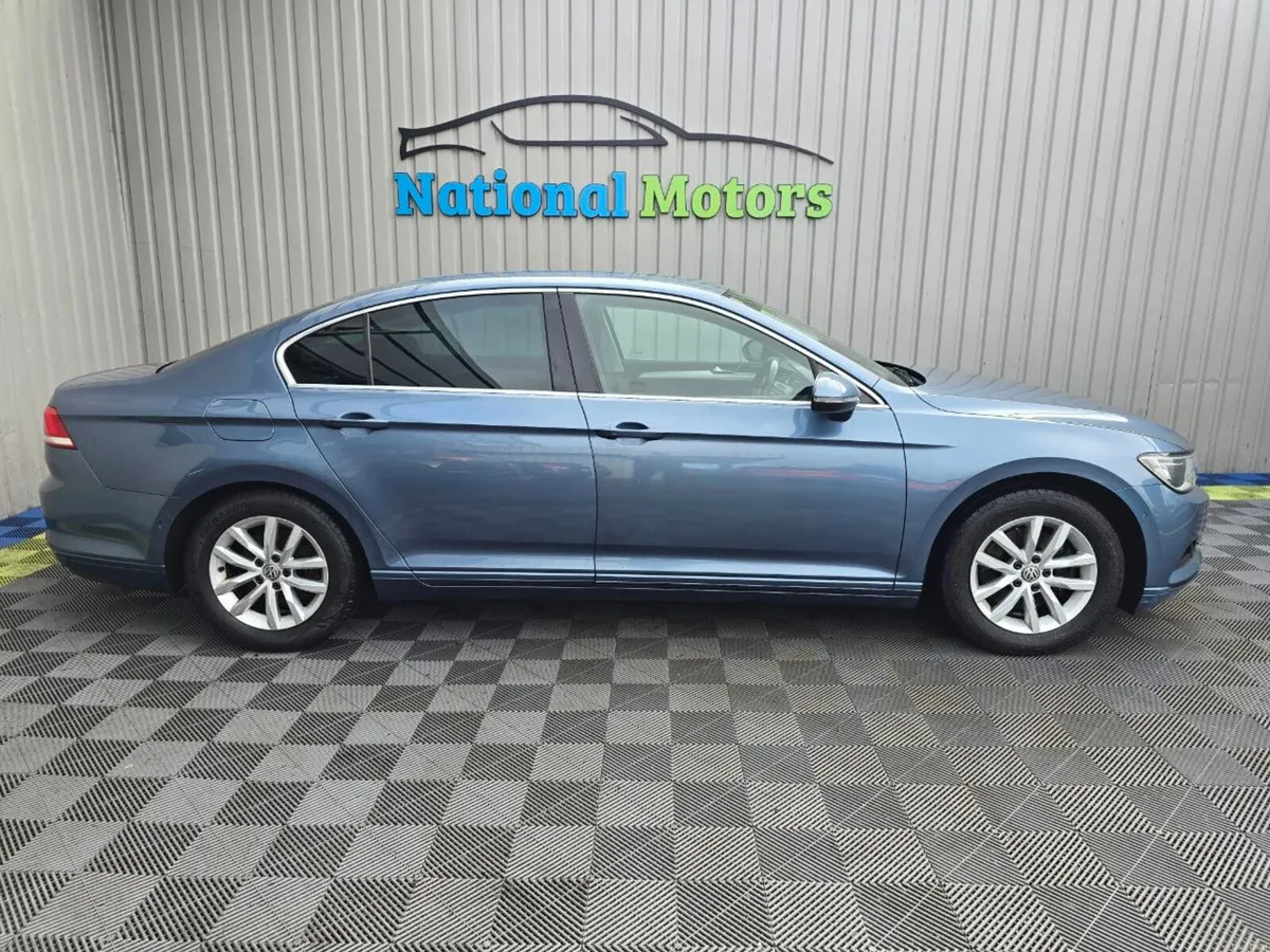 2016 Volkswagen Passat 1.6 TDI Comfortline - Image 3