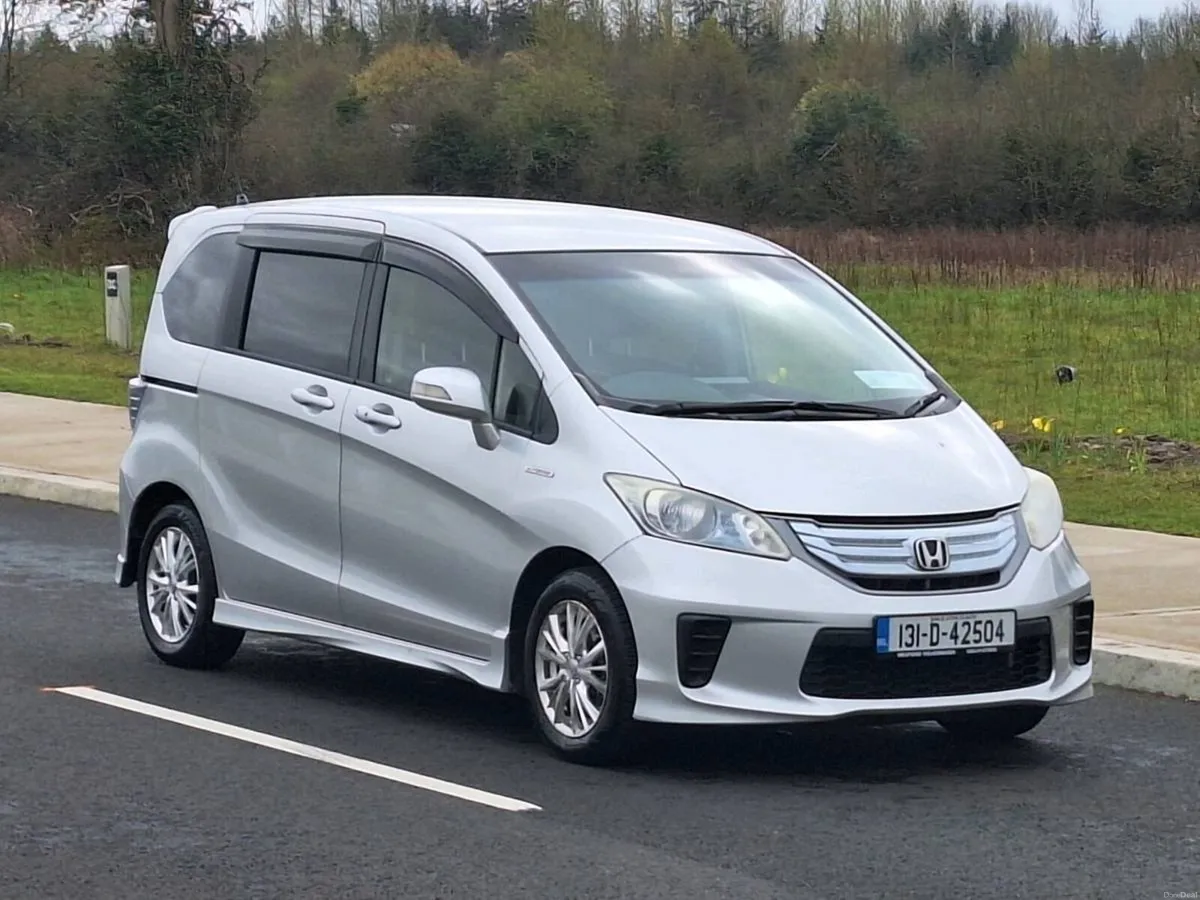 HONDA FREED • NCT & TAX • HYBRID - Image 1