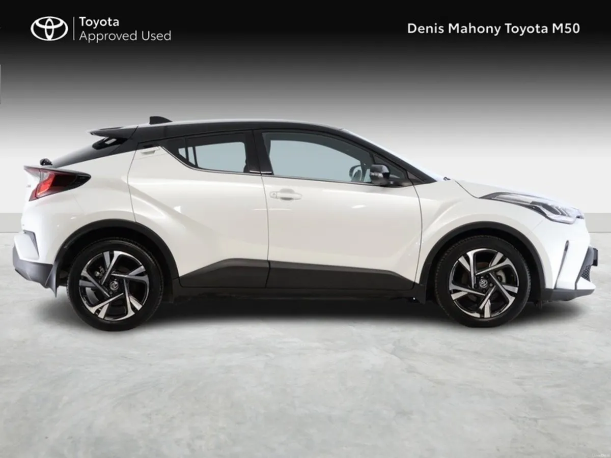 Toyota C-HR Sport Hybrid - Image 3