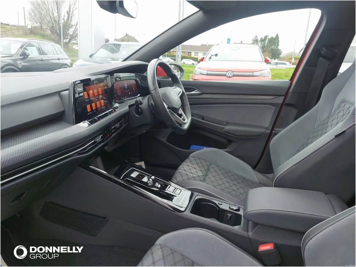 Volkswagen Golf Diesel Hatchback R-Line - Image 2