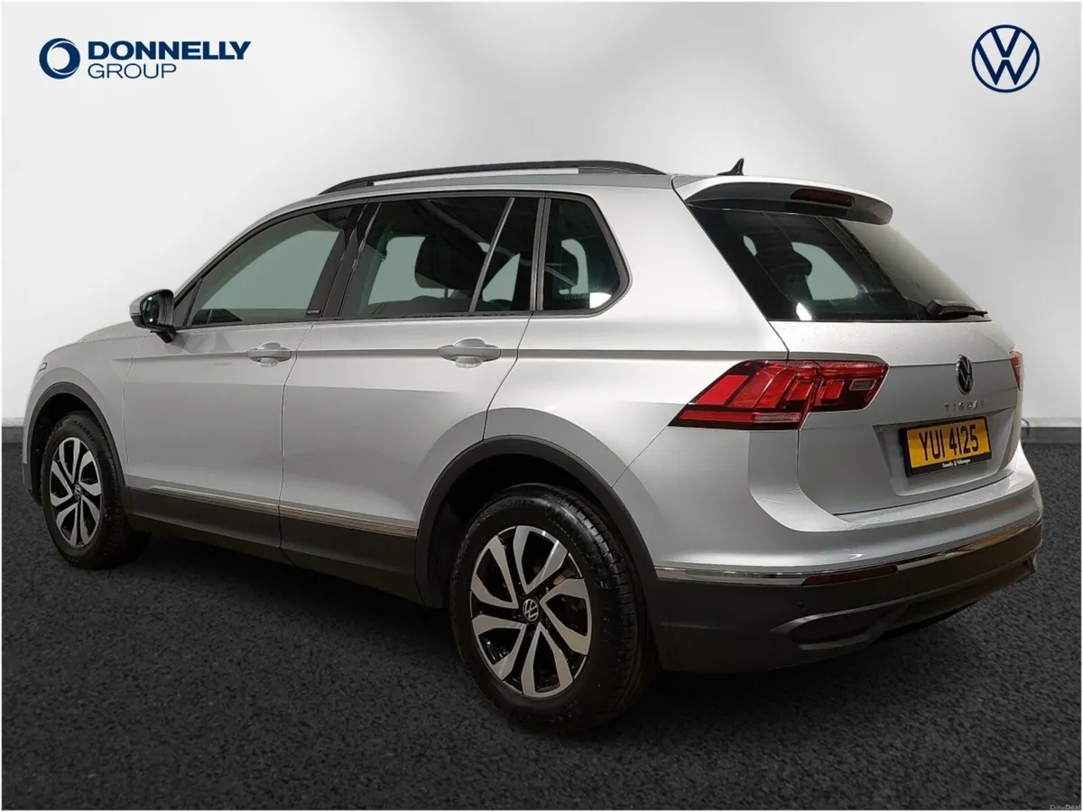 Volkswagen Tiguan Estate Special Edition Active - Image 3