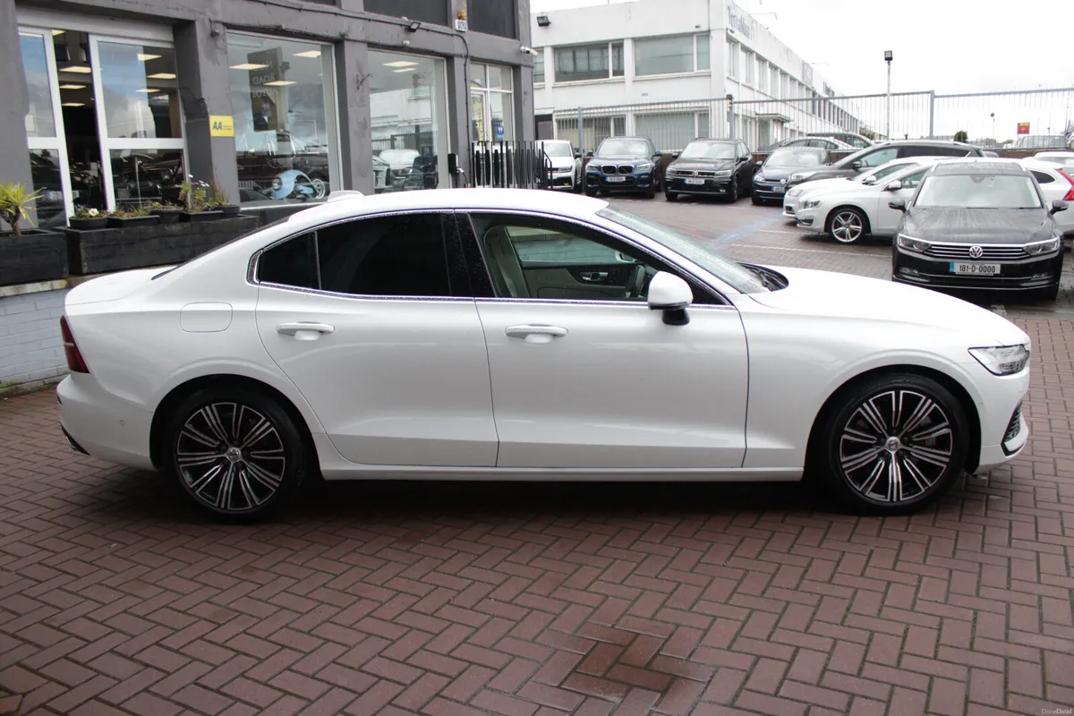 2020 VOLVO S60 5DR AUTO SALOON - Image 3