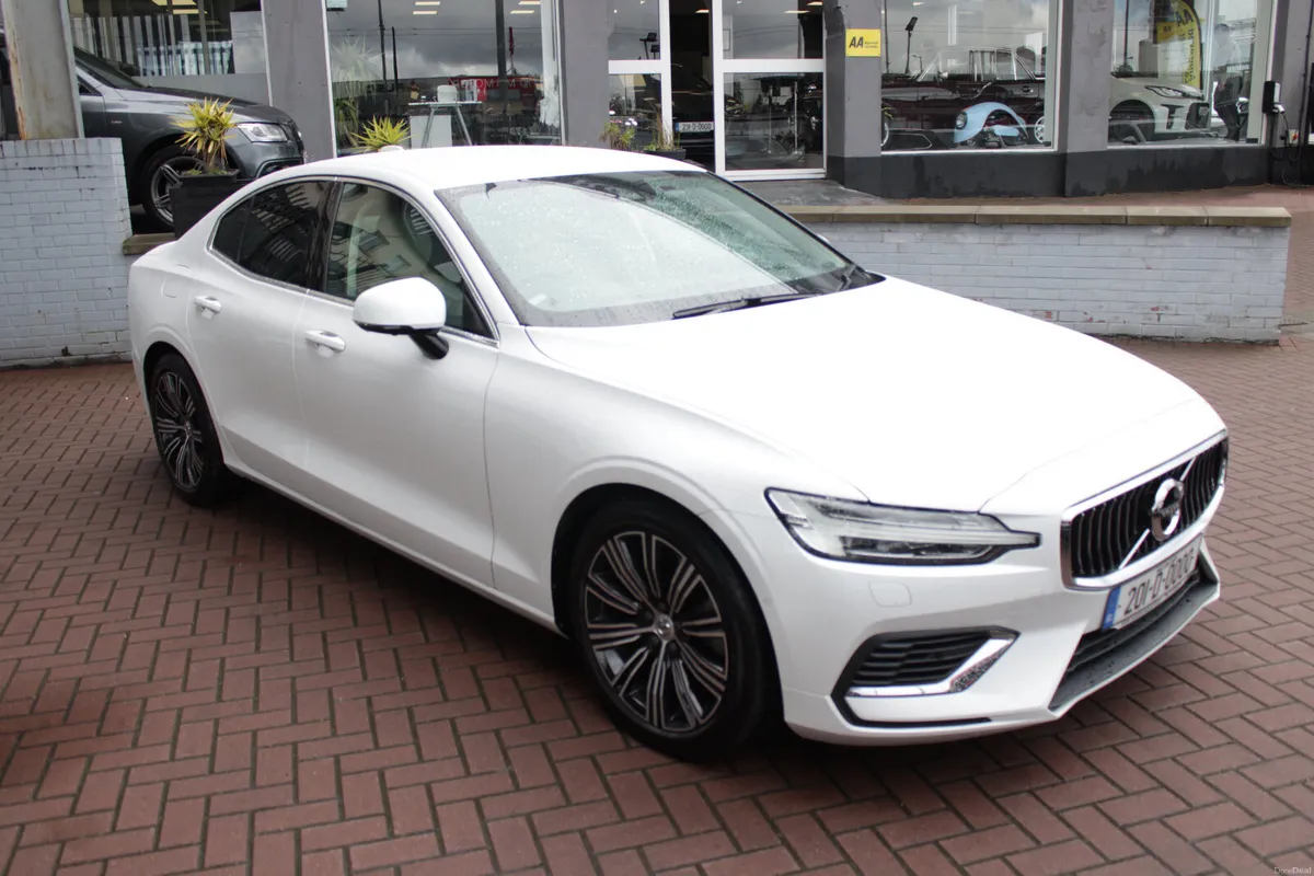 2020 VOLVO S60 5DR AUTO SALOON - Image 1