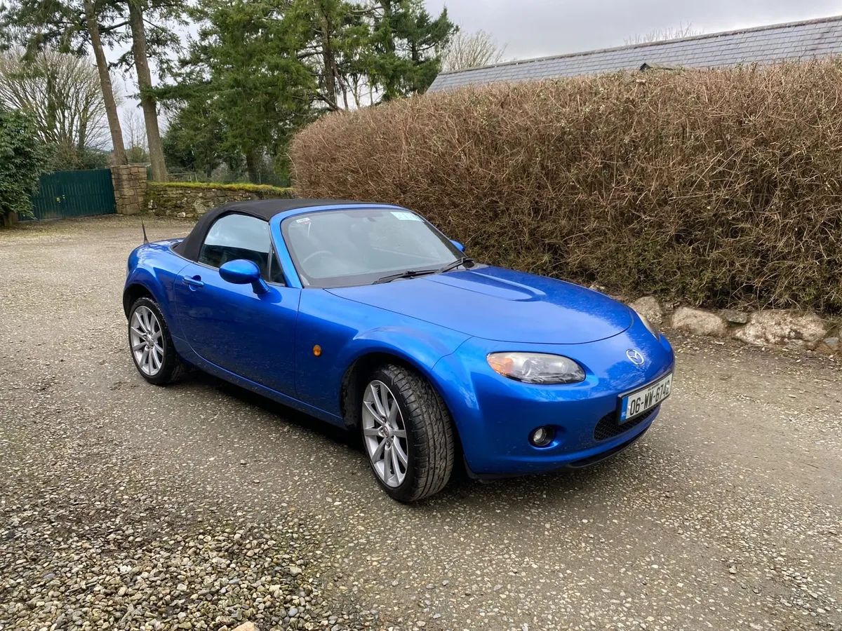 Mazda MX-5 2006 - 2 Litre - €10,000 - Image 1