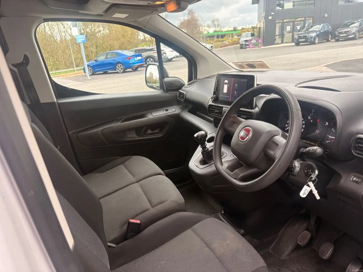 Fiat Doblo DOBLO SWB 1.5 100BHP  650 KG 4DR - Image 6