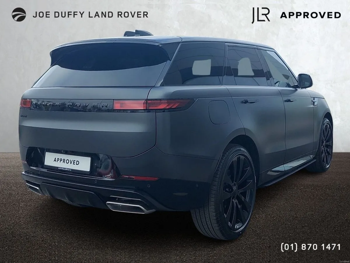 Land Rover Range Rover Sport Stealth 3.0 PHEV Dyna - Image 3