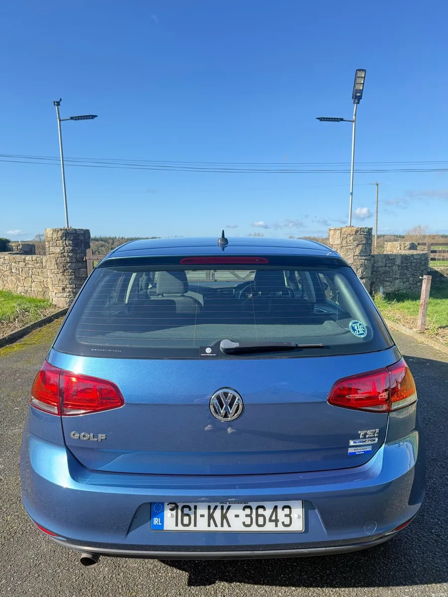 Volkswagen Golf - Image 4