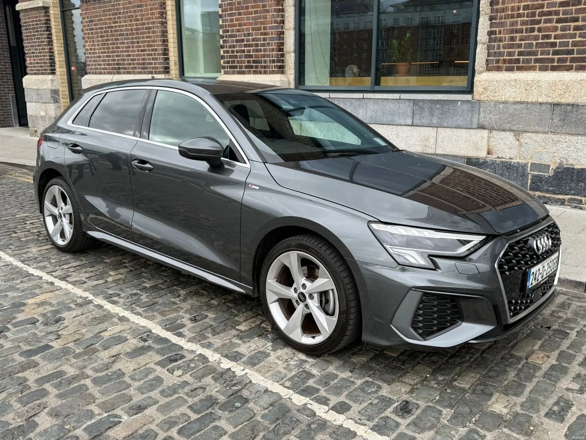 2024 Audi A3 Sportback S line 40 TFSI e - Image 1