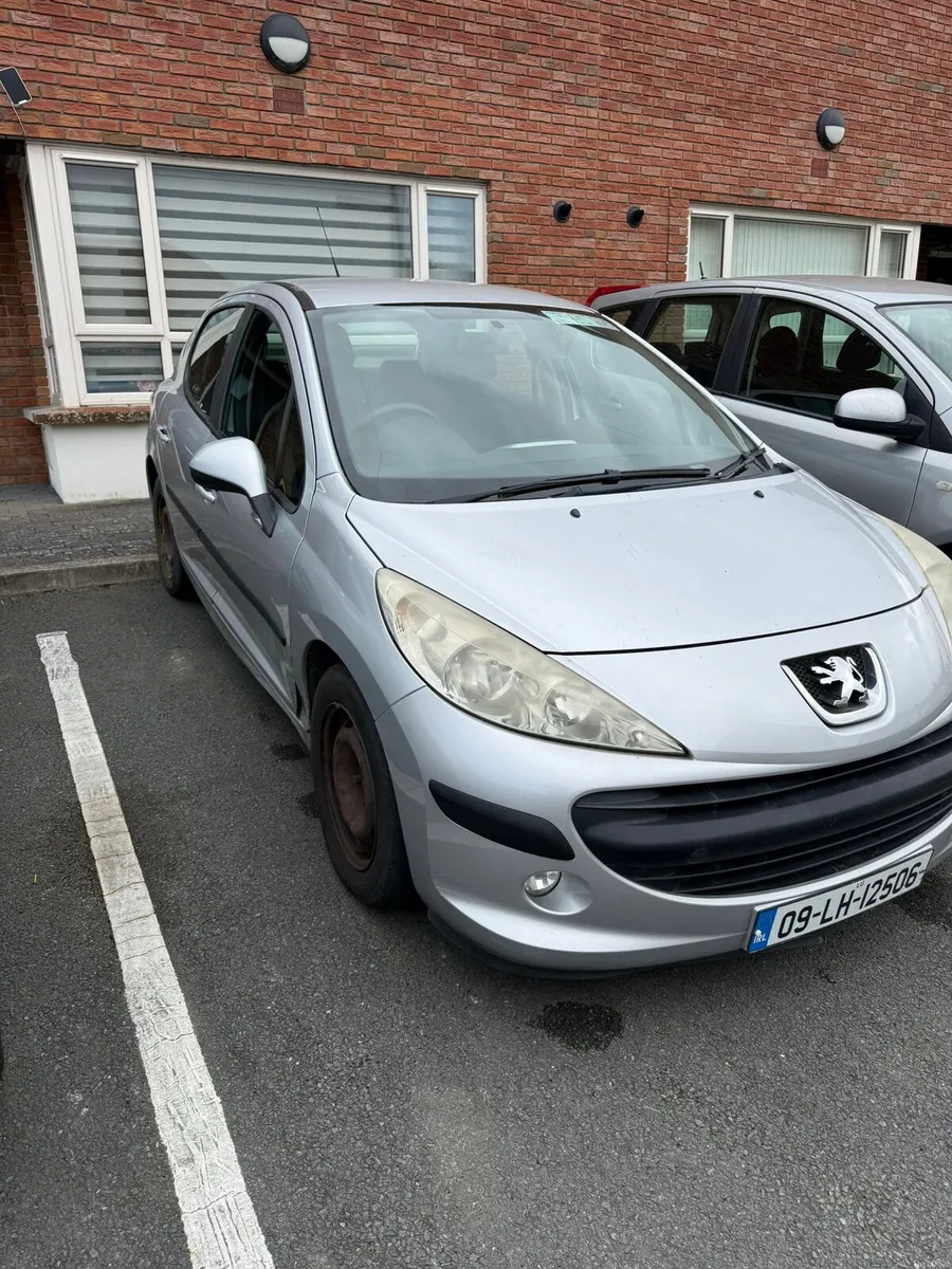 Peugeot 207 - Image 1
