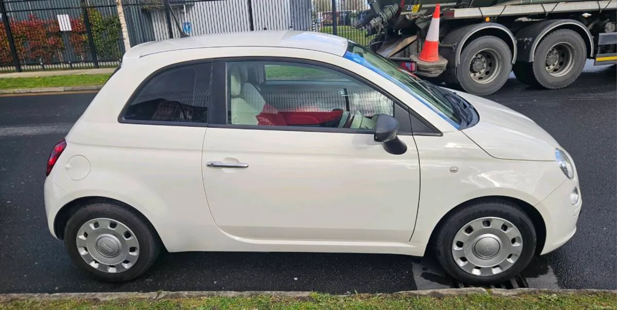 2014 Fiat 500 Automatic Low Miles - Image 1