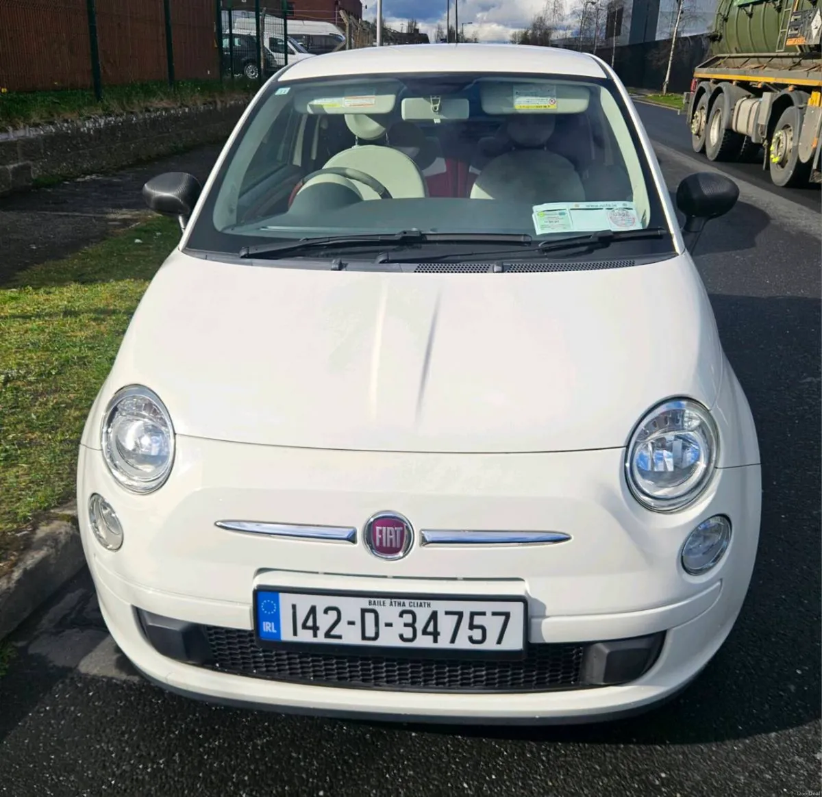 2014 Fiat 500 Automatic Low Miles - Image 2