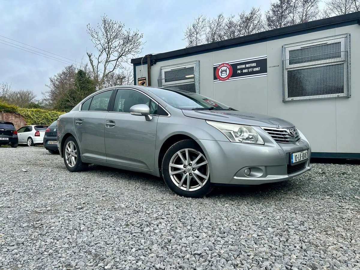 Toyota Avensis - Image 1