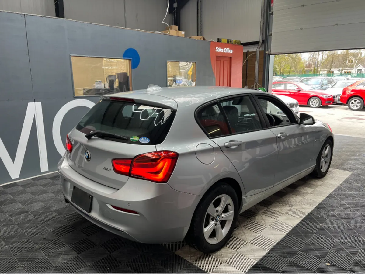 BMW 1-Series 2015 BMW 118I SPORT 1.6 AUTOMATIC / C - Image 2