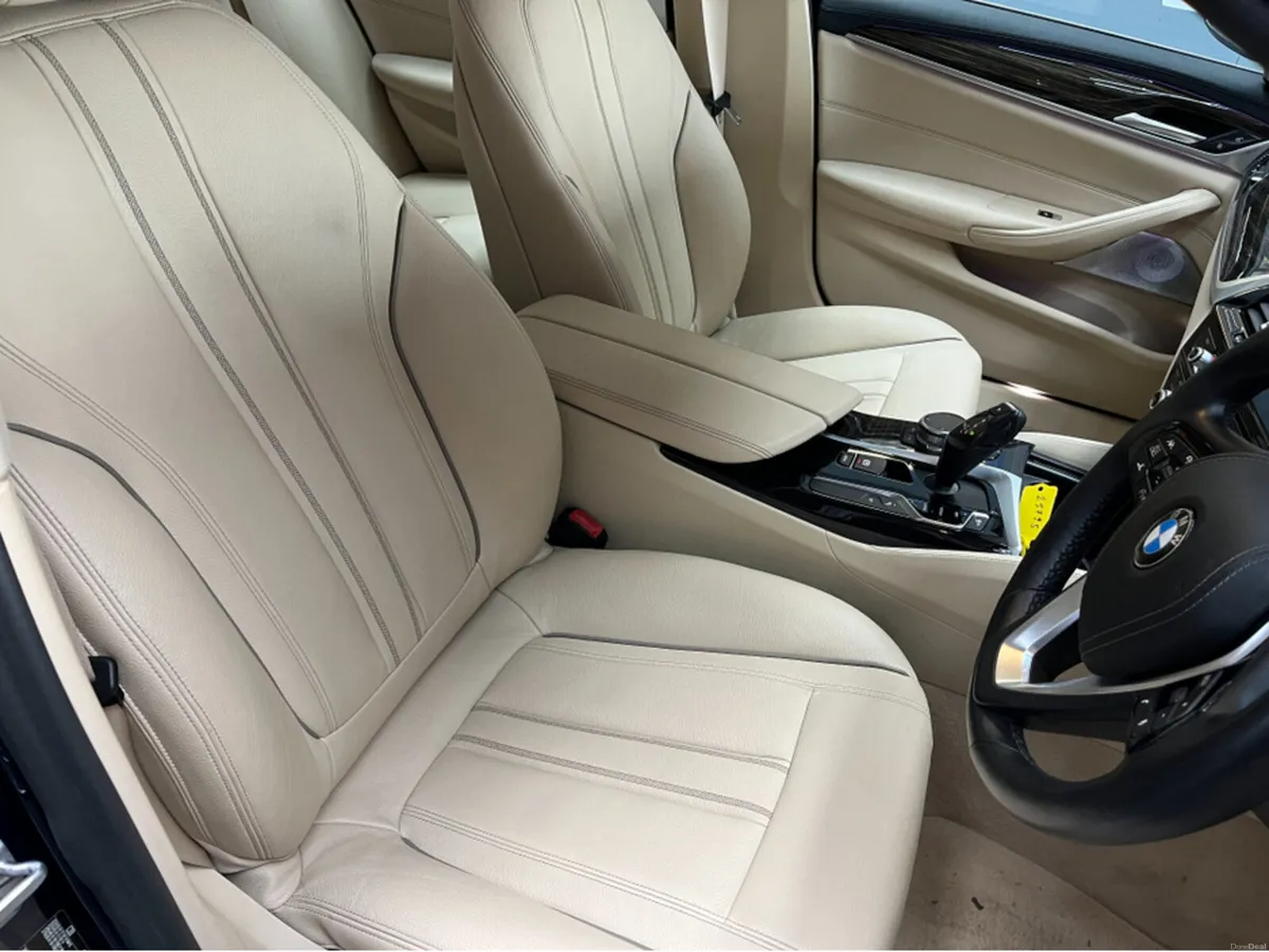 BMW 5-Series 2017 BMW 523D LUXURY 2.0 AUTOMATIC / - Image 1