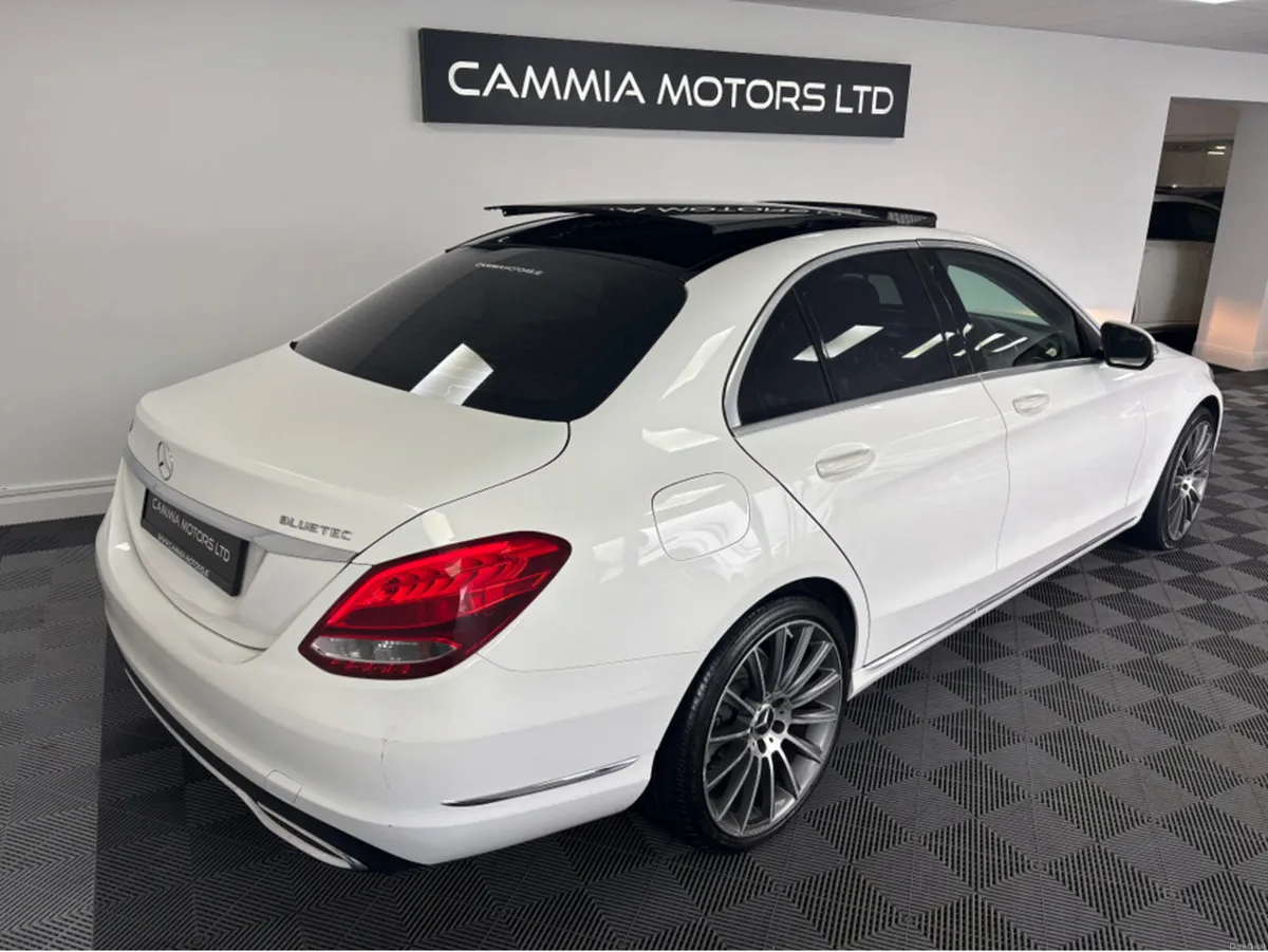 Mercedes-Benz C-Class 200 BLUETEC AVANTGARDE 4DR A - Image 4