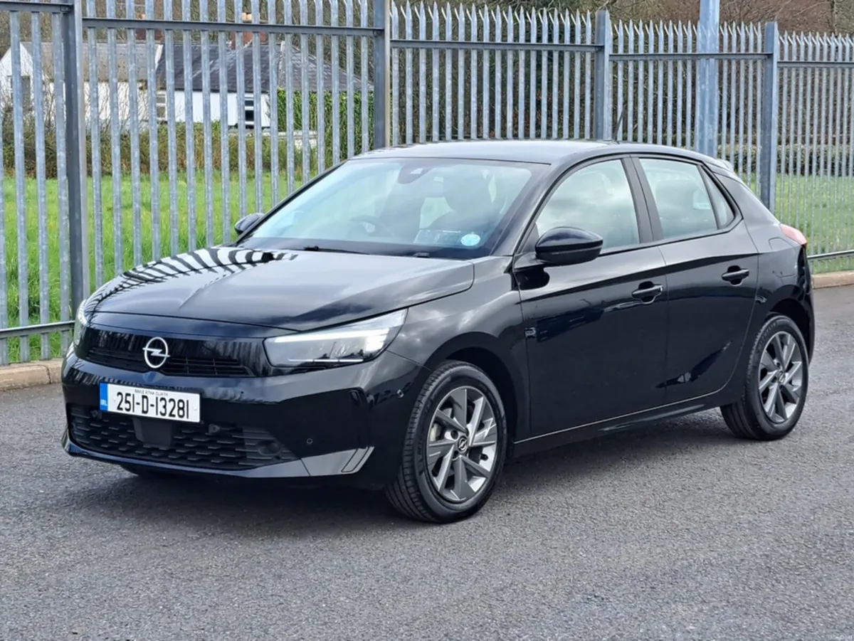 Opel Corsa ELEGANCE 1.2 75BHP **REVERSING CAMERA** - Image 5