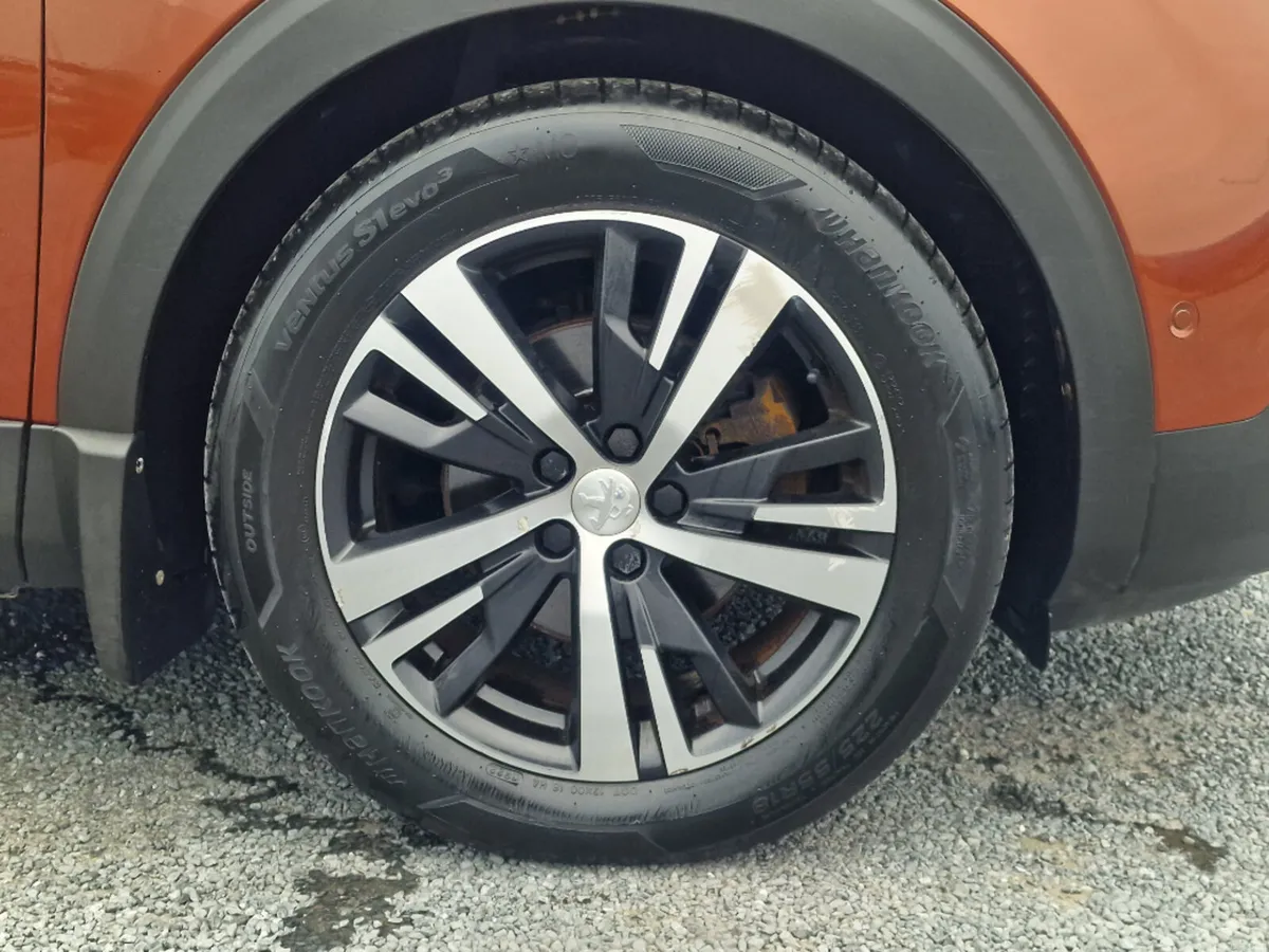 Peugeot 3008 Gt-line1.5 Blue HDI 130 Auto 6 - Image 4