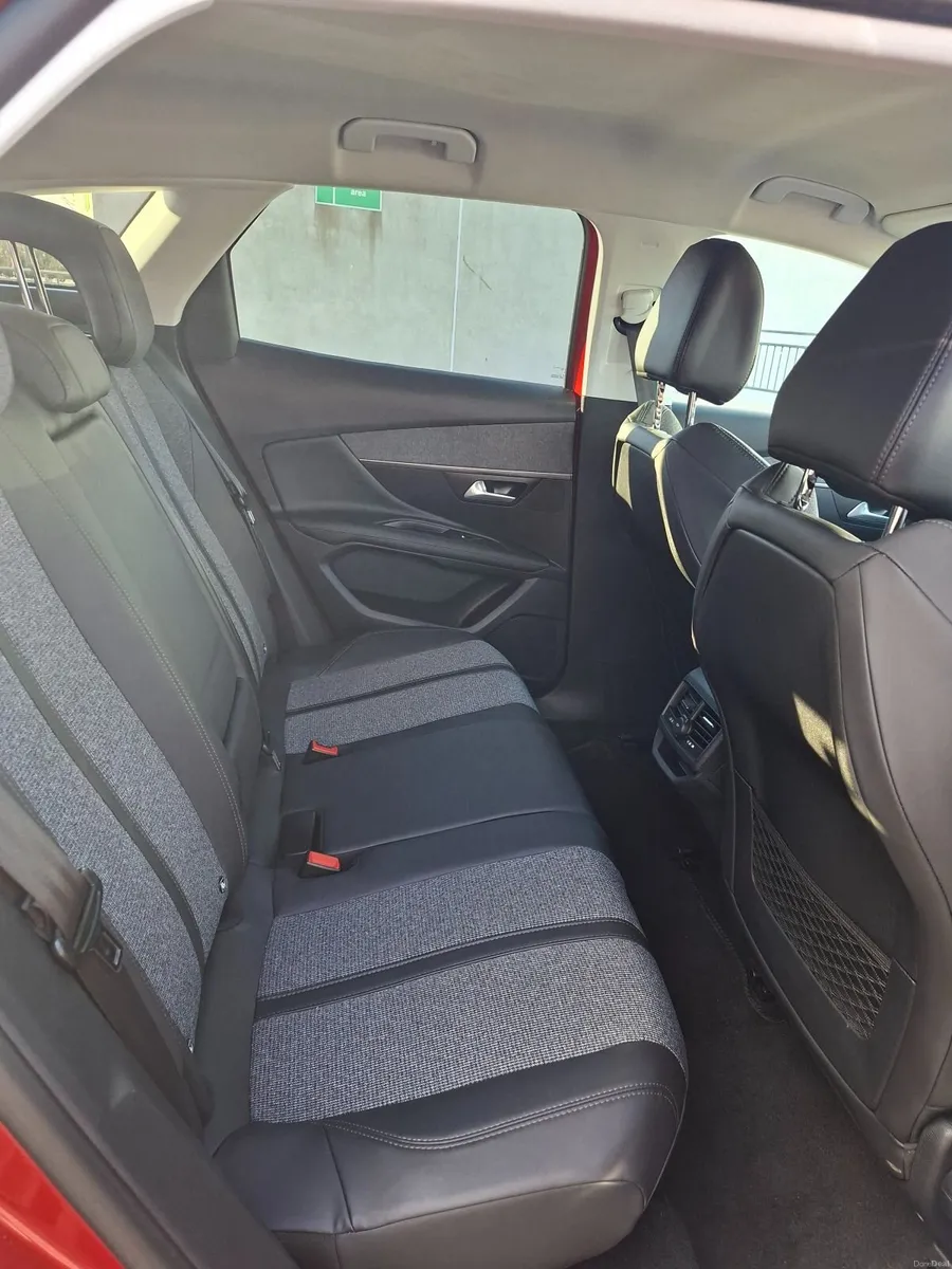 Peugeot 3008 2017 - Image 2