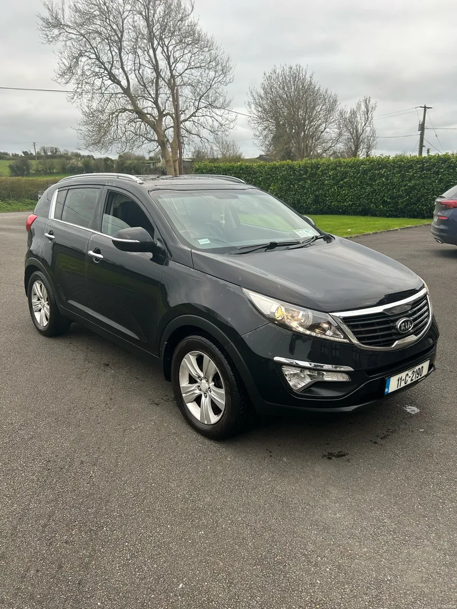 KIA SPORTAGE!!MINT!!NEW NCT 05/27!! - Image 1