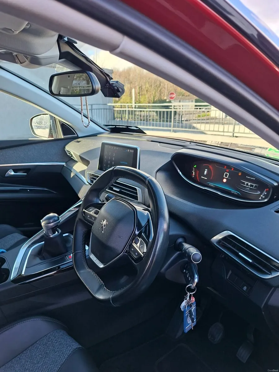 Peugeot 3008 2017 - Image 5