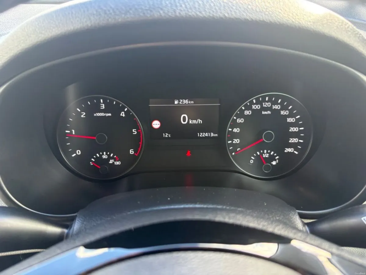 Kia Sportage K3 5DR, Touch Screen Infotainment Sys - Image 4