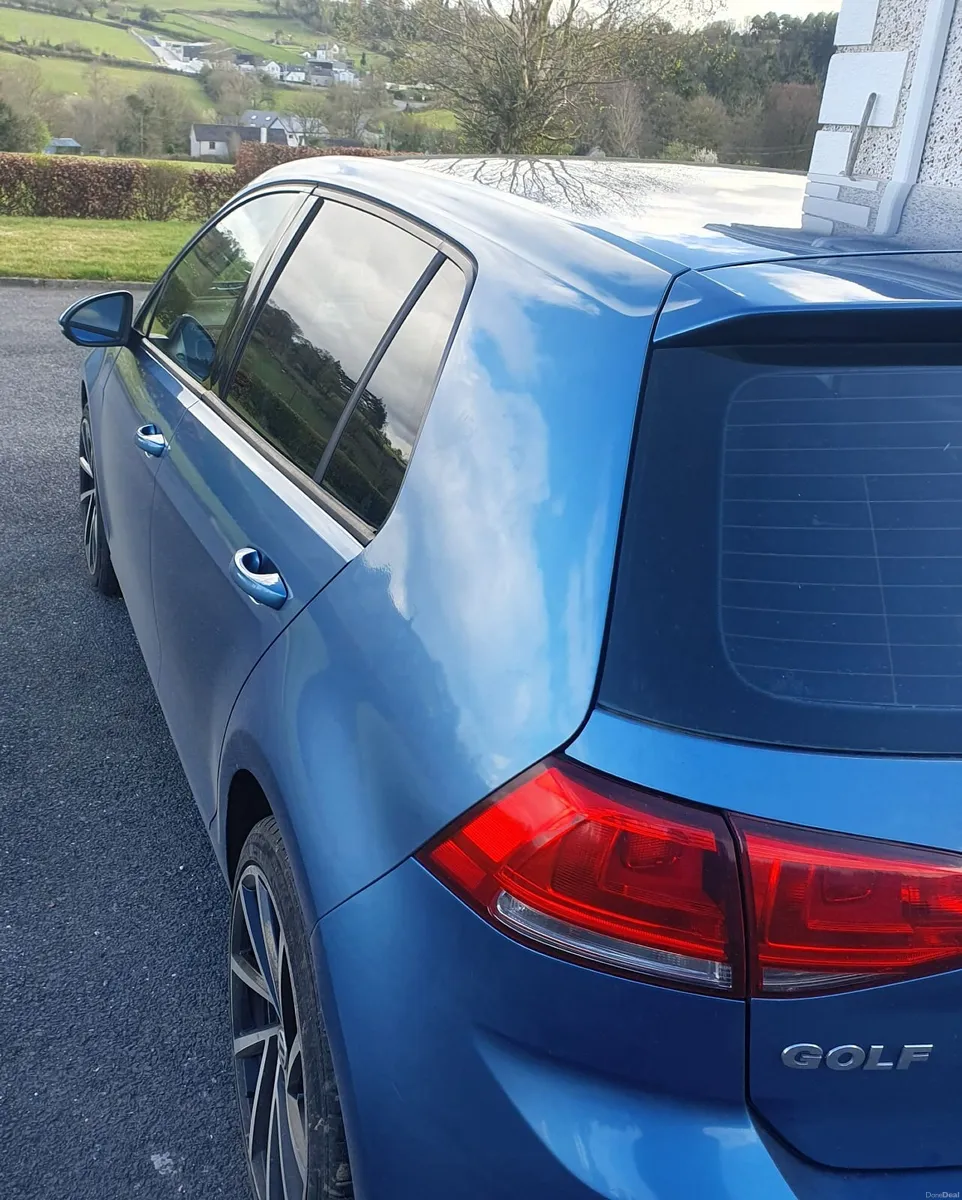 Volkswagen Golf 2013 - Image 2