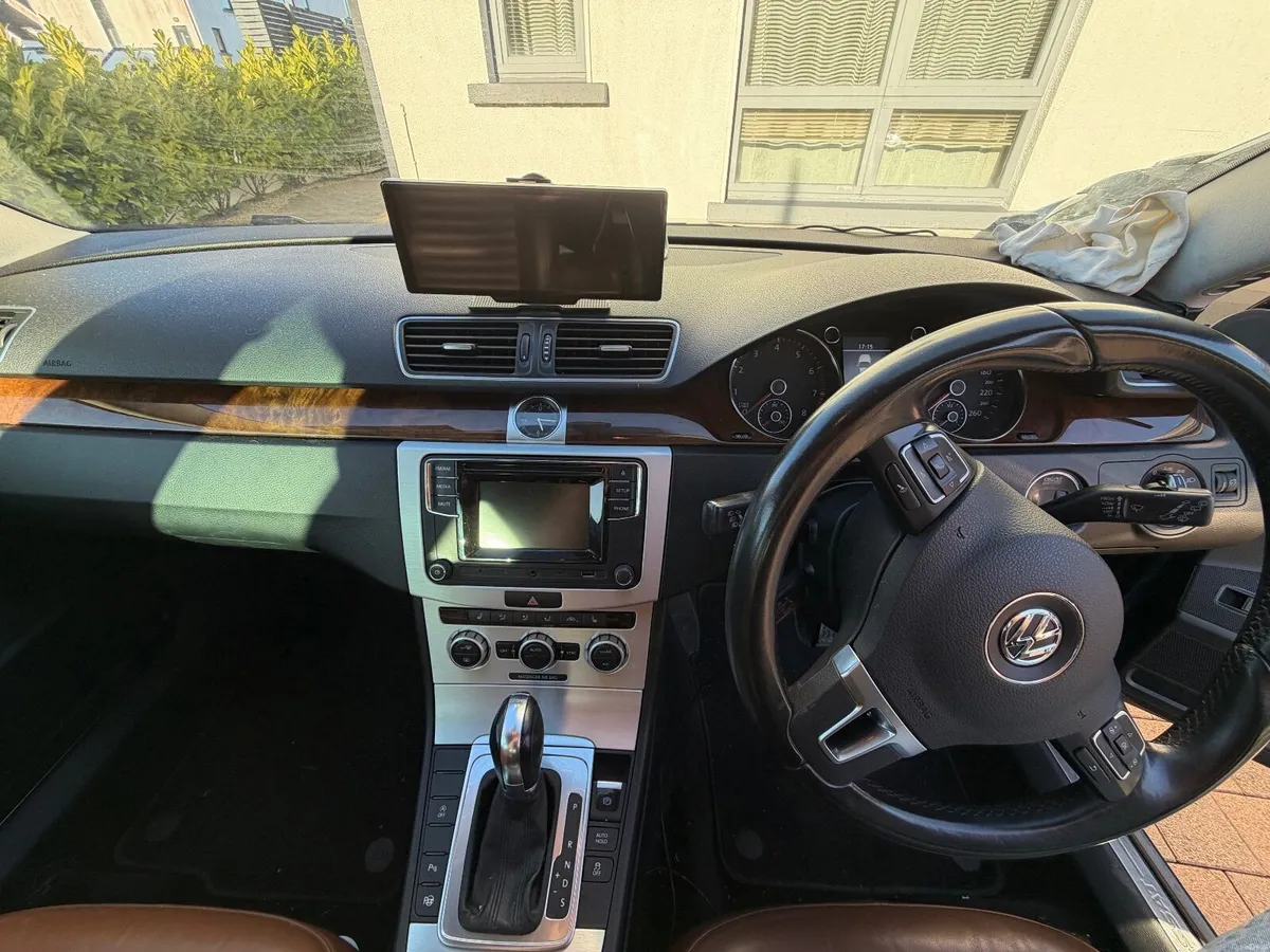 Volkswagen Passat 2013 - Image 4