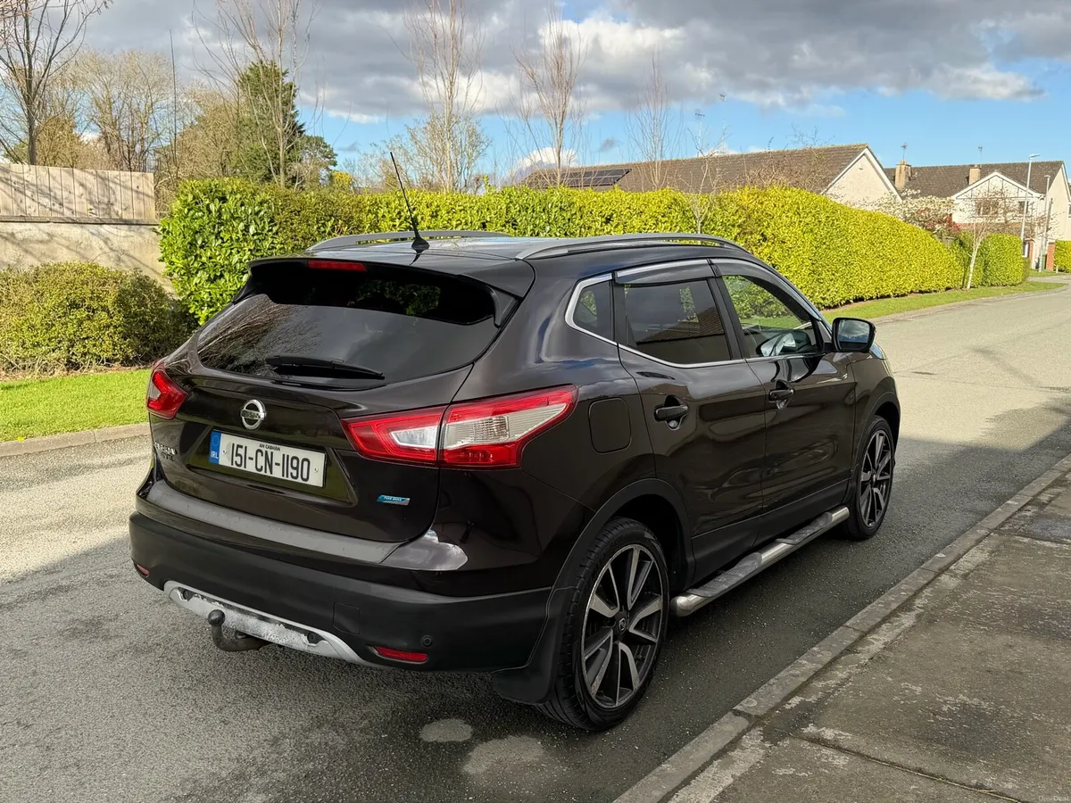 2015 Nissan Qashqai  SVE High Spec Low kilometers - Image 3