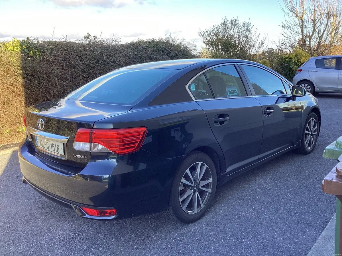 Toyota Avensis 2013 - Image 4