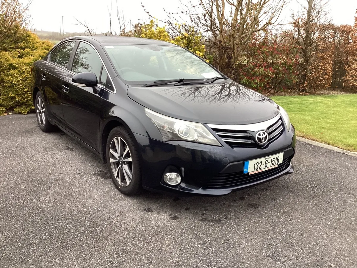 Toyota Avensis 2013 - Image 1