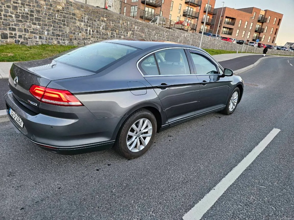 Passat 1.6 tdi new nct 02/2027 tax 05/2026 - Image 2