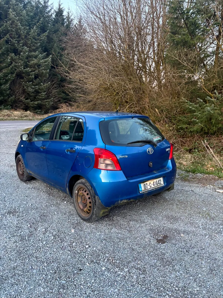 Toyota Yaris 2007 - Image 3