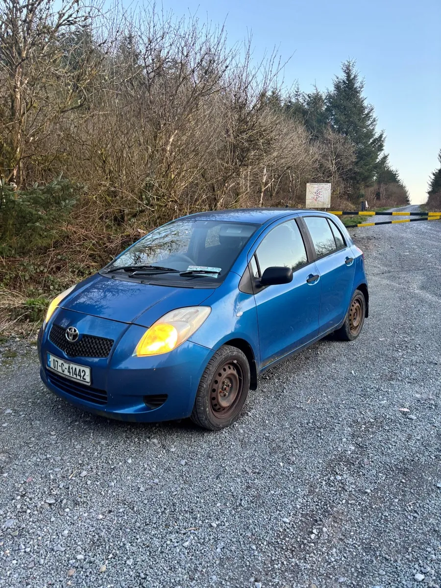 Toyota Yaris 2007 - Image 1