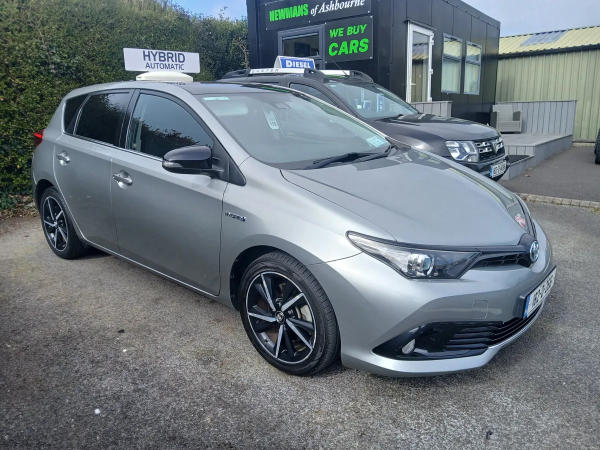 Toyota Auris hybrid automatic 2018 low mileage - Image 3